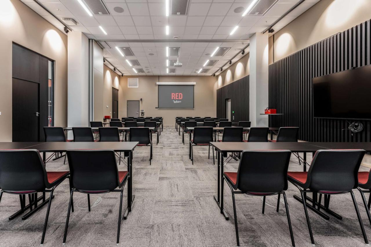Radisson Red Okern Hotel 4*
