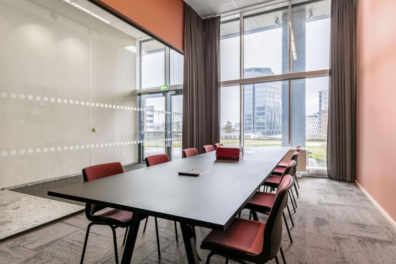 Radisson Red Okern Hotel 4*